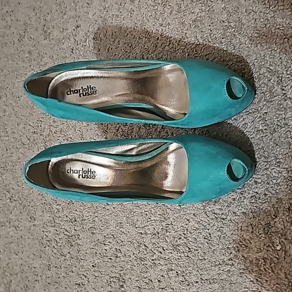 Teal Heels
